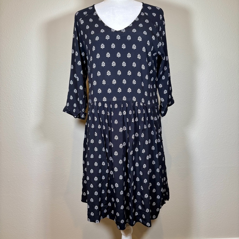 Garnet Hill Black Floral Midi Dress - Picture 2 of 7
